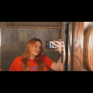 Meet your Posher, Carly